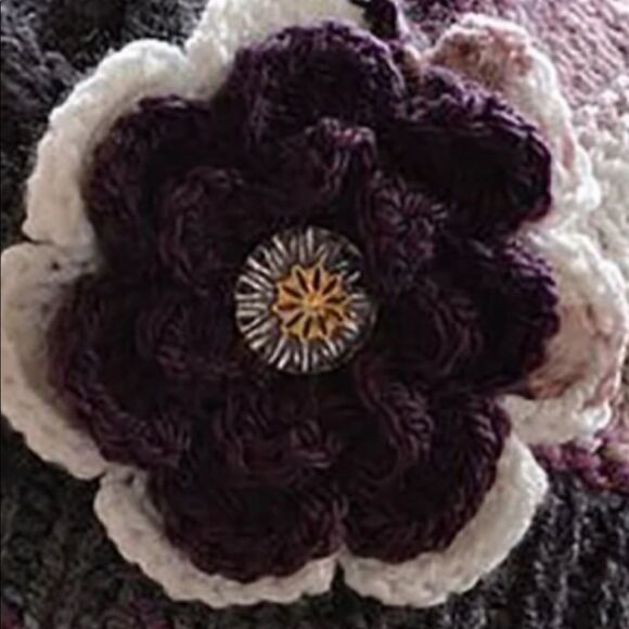 NWT BOHO HAT AND OWL FINGERLESS GLOVES SET. Beautiful knitting. - Picture 6 of 7